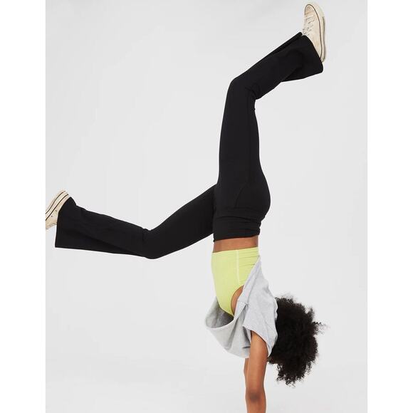 NWT OFFLINE by AERIE OG Foldover High Waisted Super Flare Leggings Black Small - Picture 5 of 16